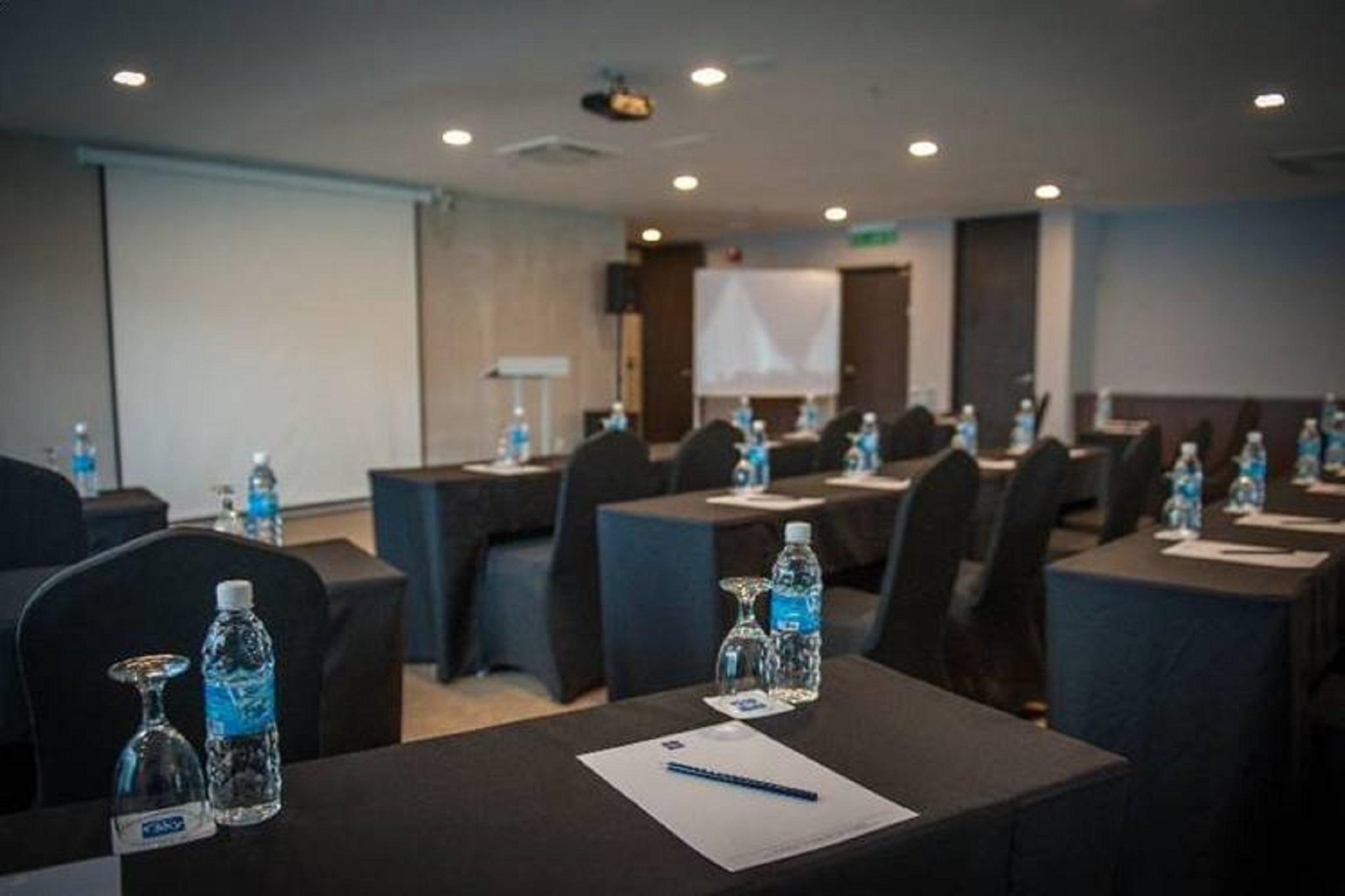 Sky Hotel Kota Kinabalu Eksteriør billede