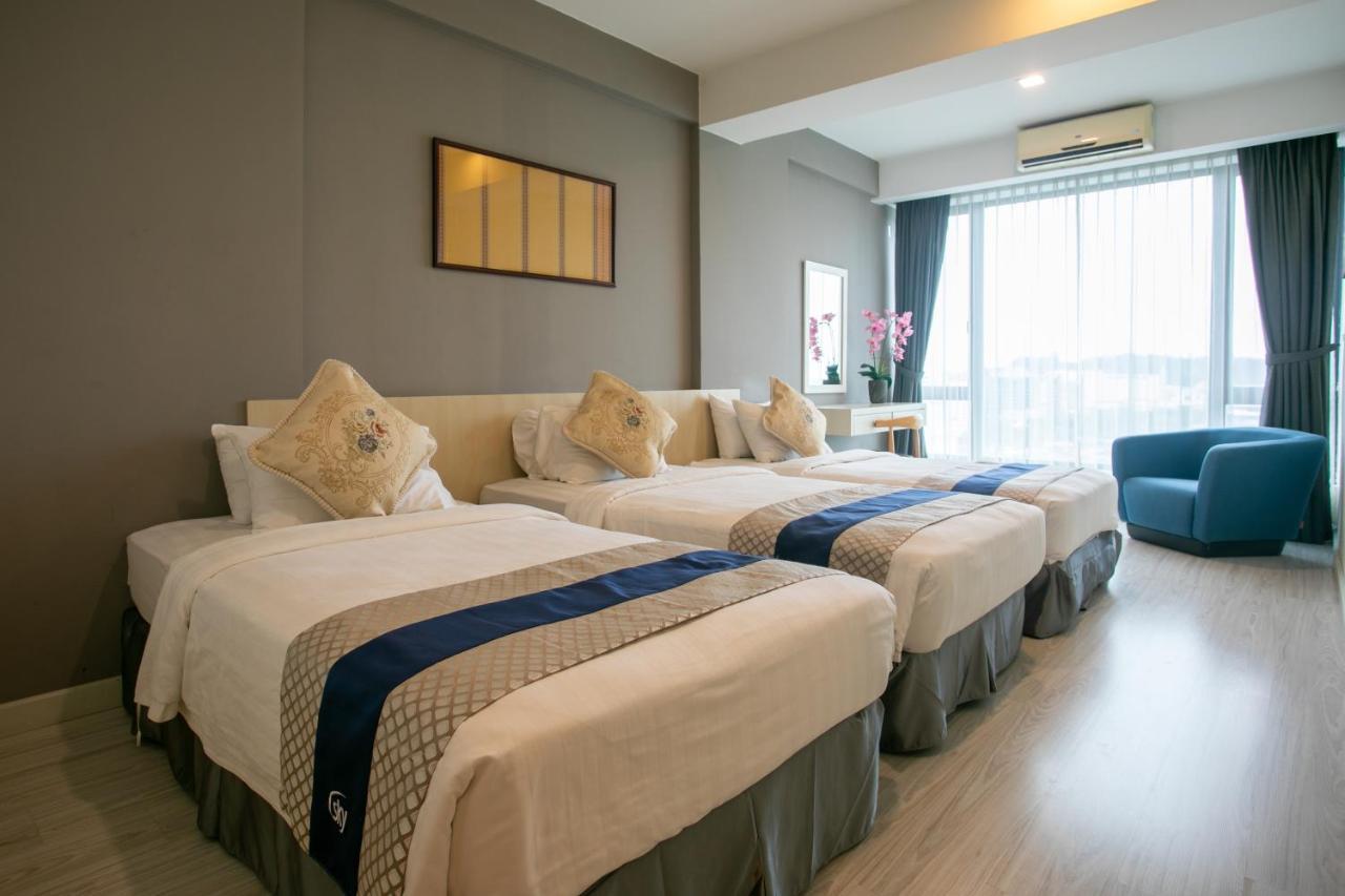Sky Hotel Kota Kinabalu Eksteriør billede